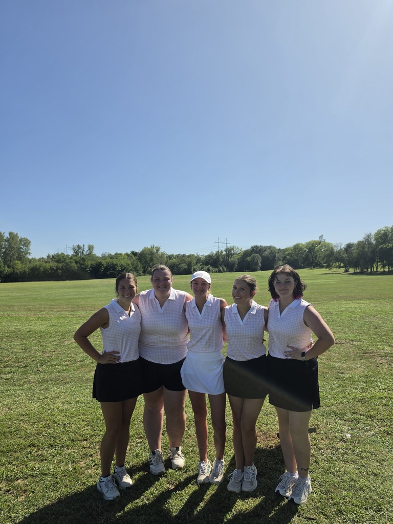 Team photo at Bay Hills golf course 
