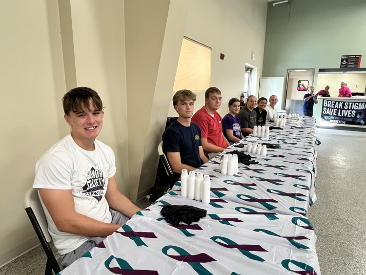 Members helping