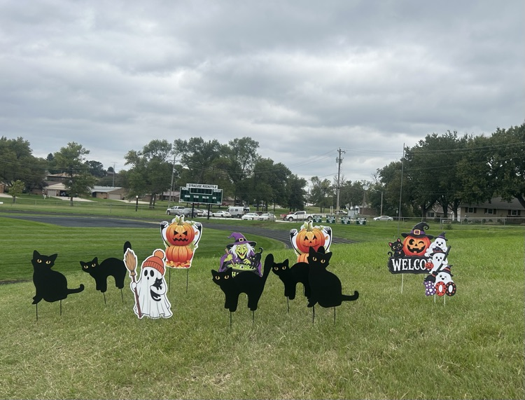 Haunt your neighbor Signs