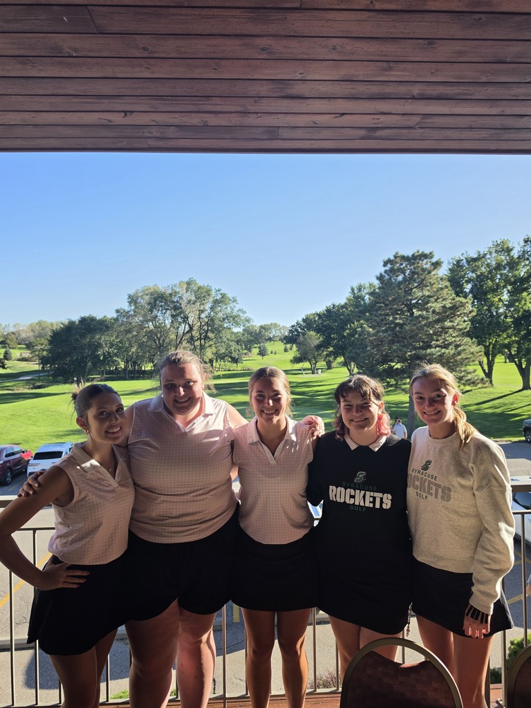Girls golf team at Hidden Valley in Lincoln.