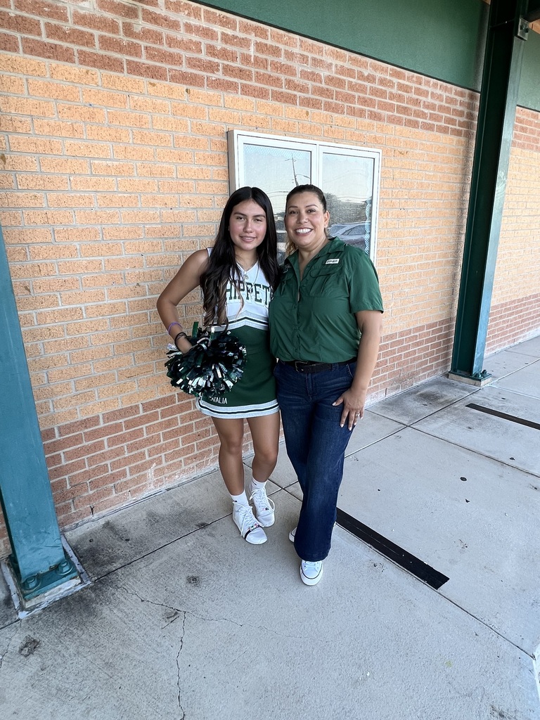 Garza and cheerleader