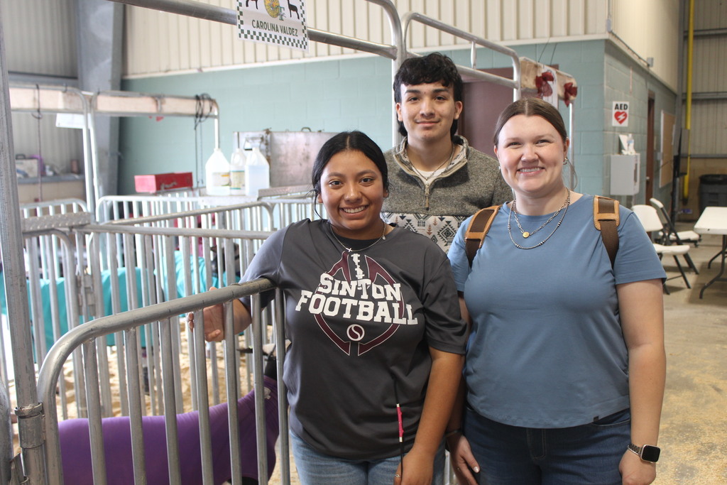 Carolina, Devin and Betancourt