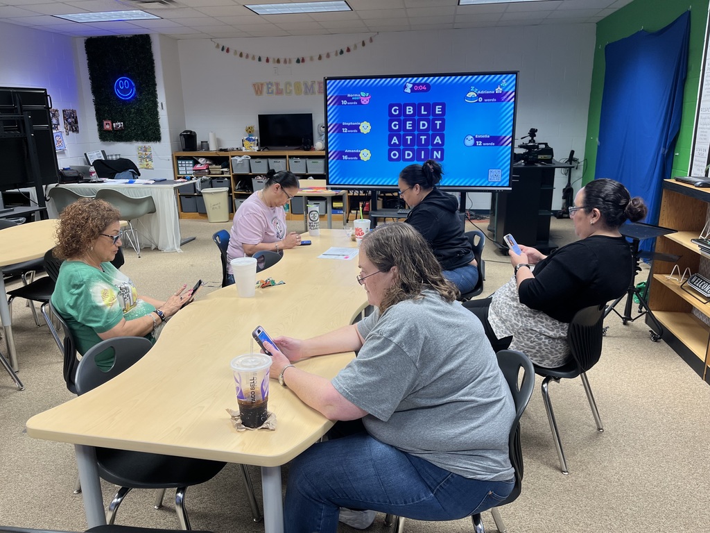 Netflix Games with Mrs. Lunoff