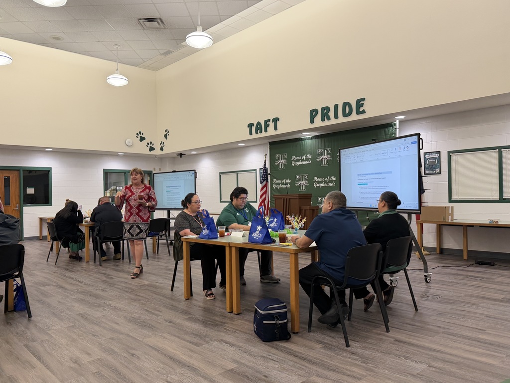 Superintendent Staff Advisory Committee Meeting