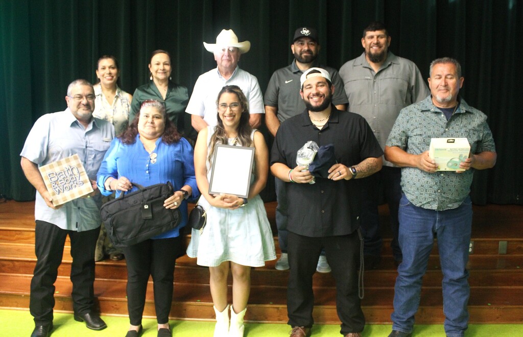 Employee Appreciation Banquet Door Prize winners
