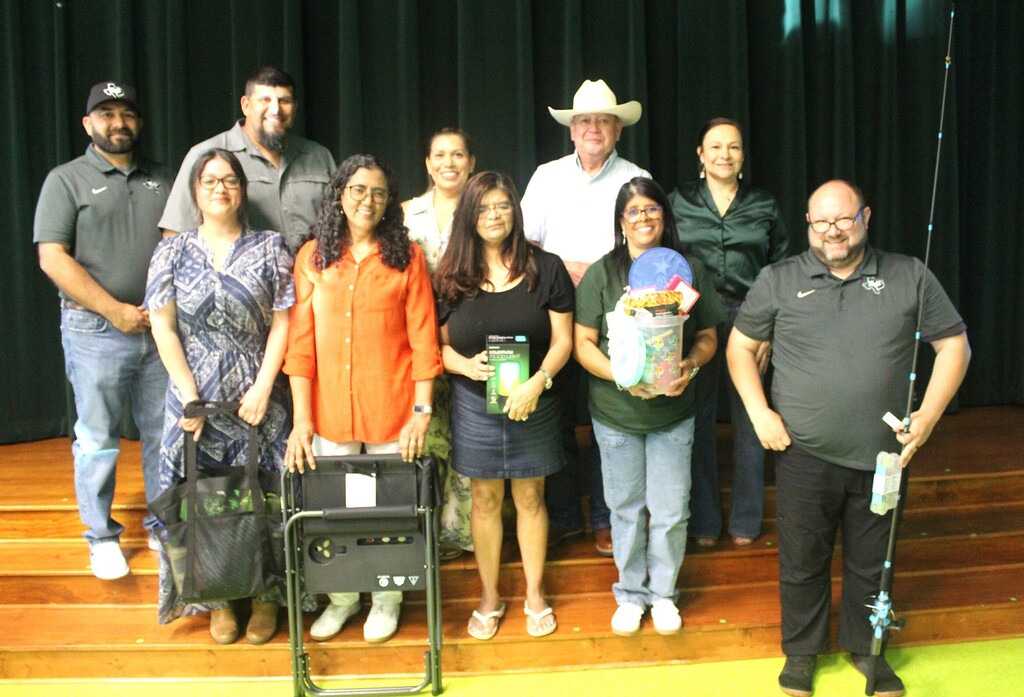 Employee Appreciation Banquet Door Prize winners