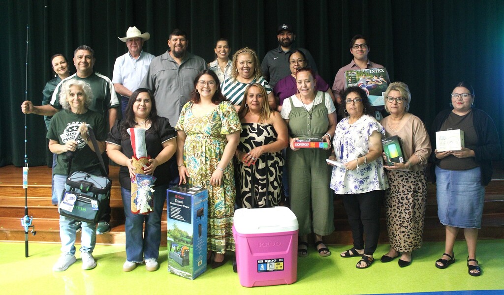 Employee Appreciation Banquet Door Prize winners
