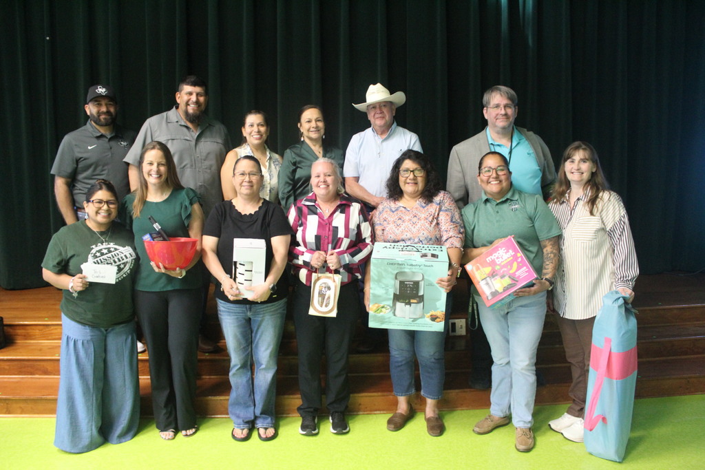 Employee Appreciation Banquet Door Prize winners