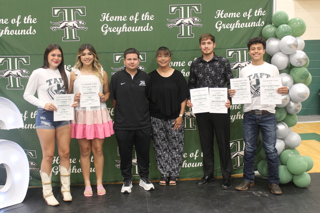 Boys and Girls Cross Country & Track teams