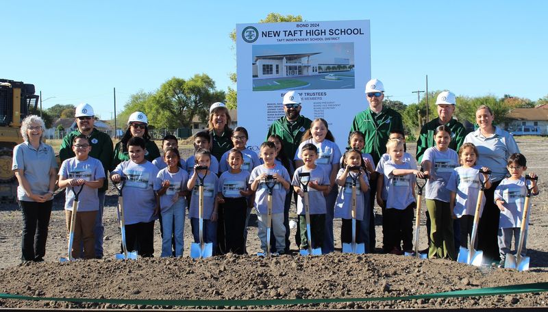 Groundbreaking Petty Students