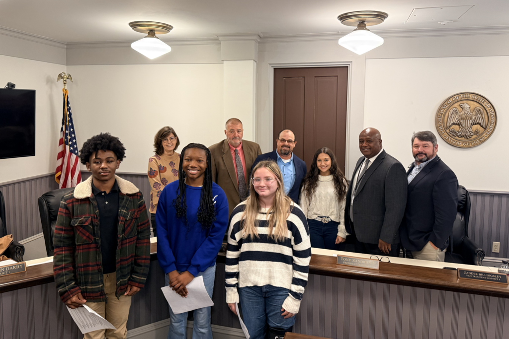 Students at Board of Supervisors meeting.