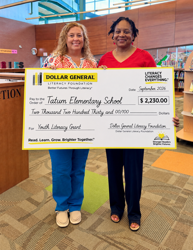 librarians with check