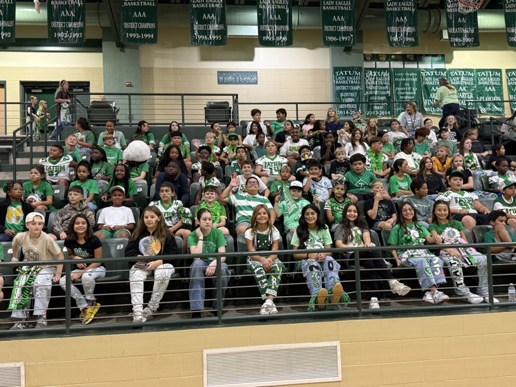 kids at pep rally