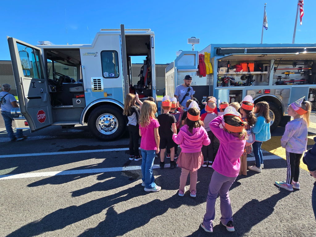 Fire Fighter, students, fire truck