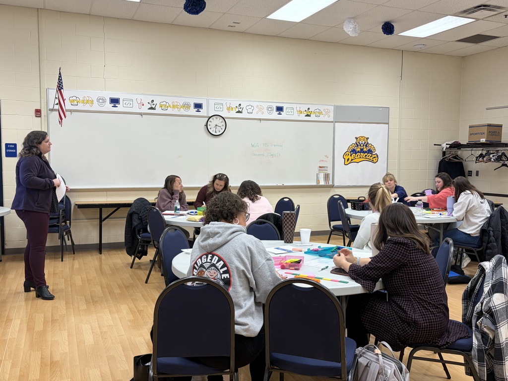 Teachers listening and solving a math problem