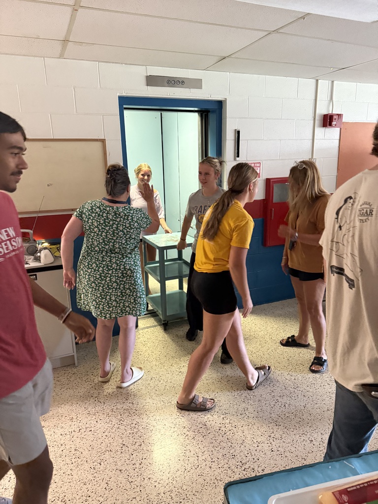 Students exiting the elevator.