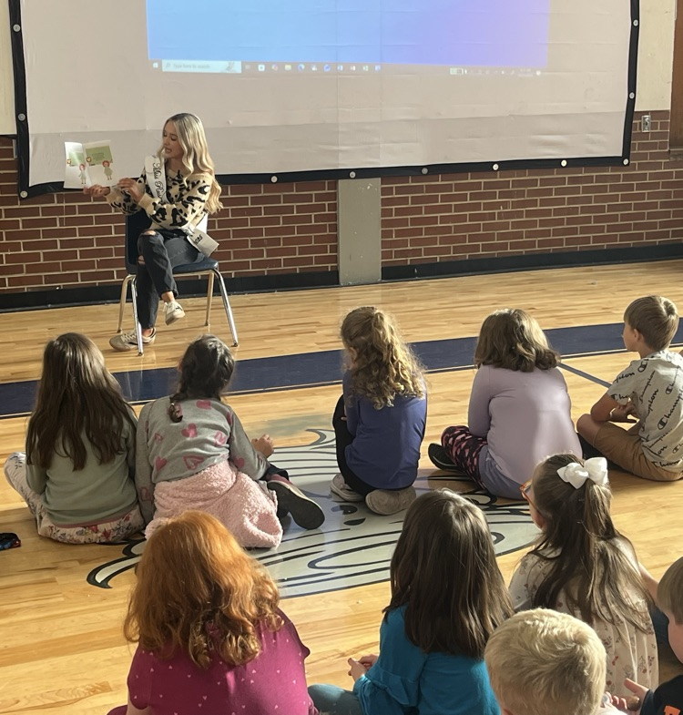 Izzy Horn, Miss Russell County Fair 2025 visiting our RES first graders about being true to themselves.