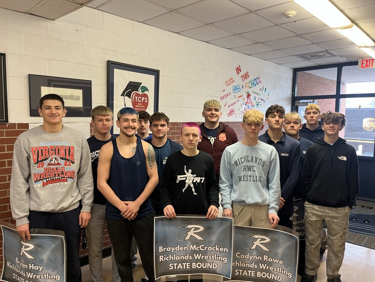 RHS wrestlers headed to state