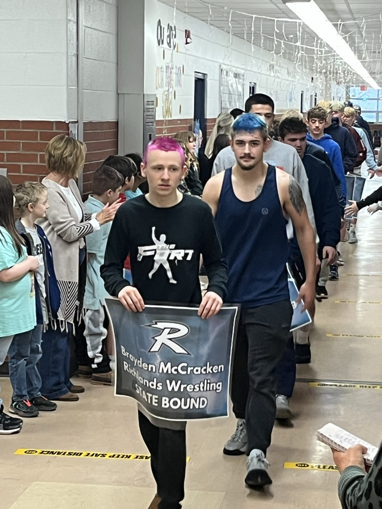 RHS wrestlers headed to state