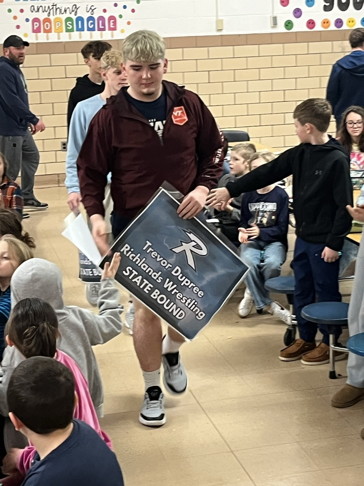 RHS wrestlers headed to state