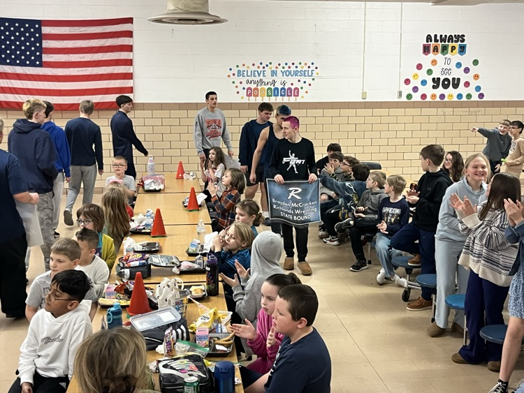 RHS wrestlers headed to state