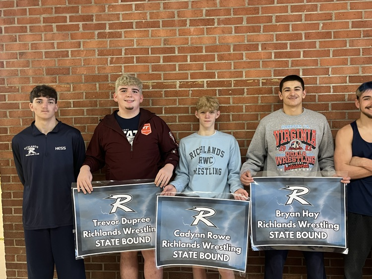 RHS wrestlers headed to state