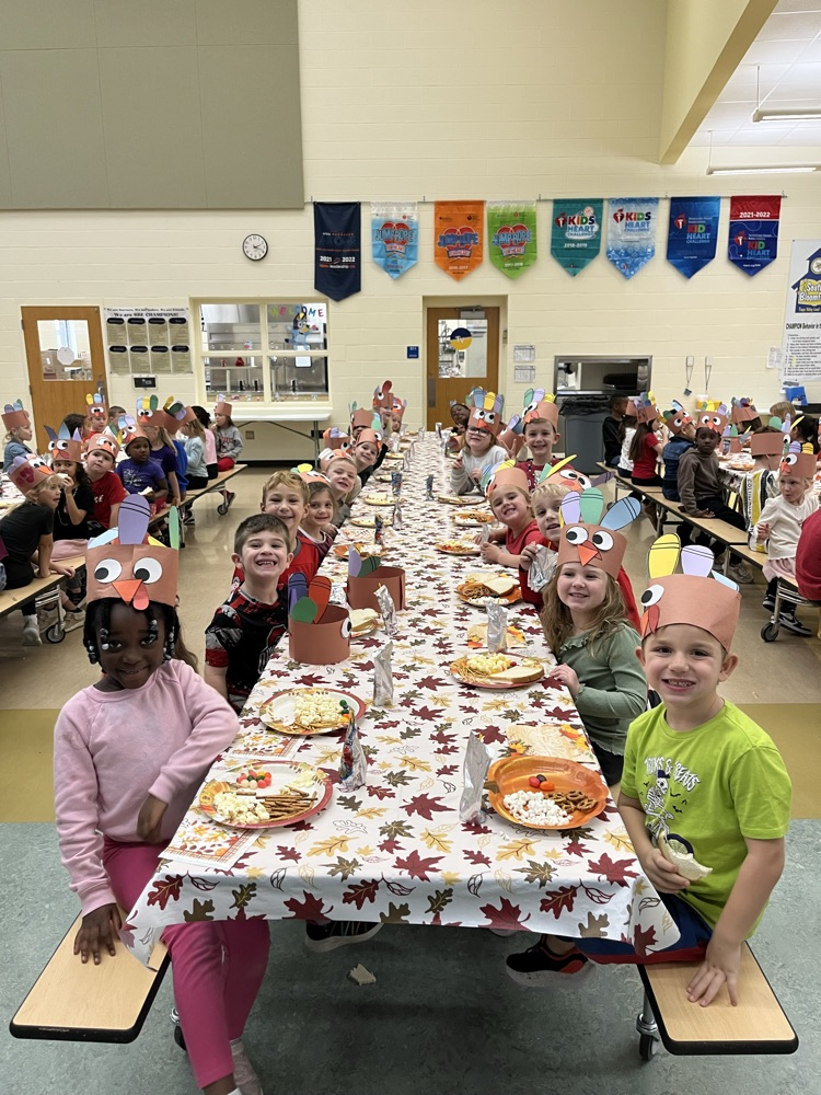  Charlie Brown Thanksgiving 