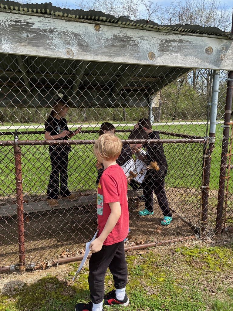 On Friday, Ms. Starks' class became scientists and ventured outside to explore the world around us! 🔎🌿  Students searched for biotic (living) things, like plants, insects, and animals, as well as abiotic (non-living) things, such as rocks, soil, water, and sunlight.  What a wonderful day of hands-on learning, observation, and discovery. Enjoy these special moments from our young scientists in action!