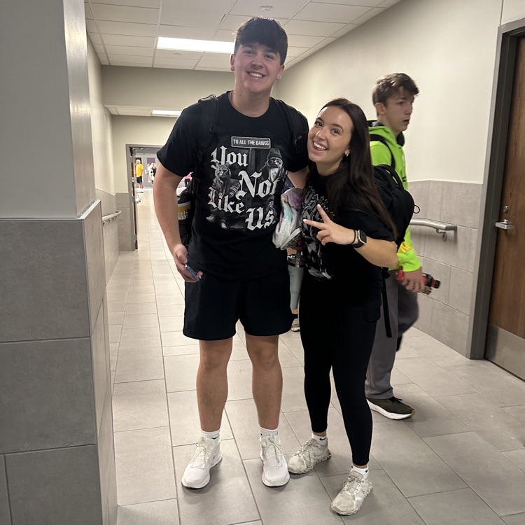 twinning with my bestie 