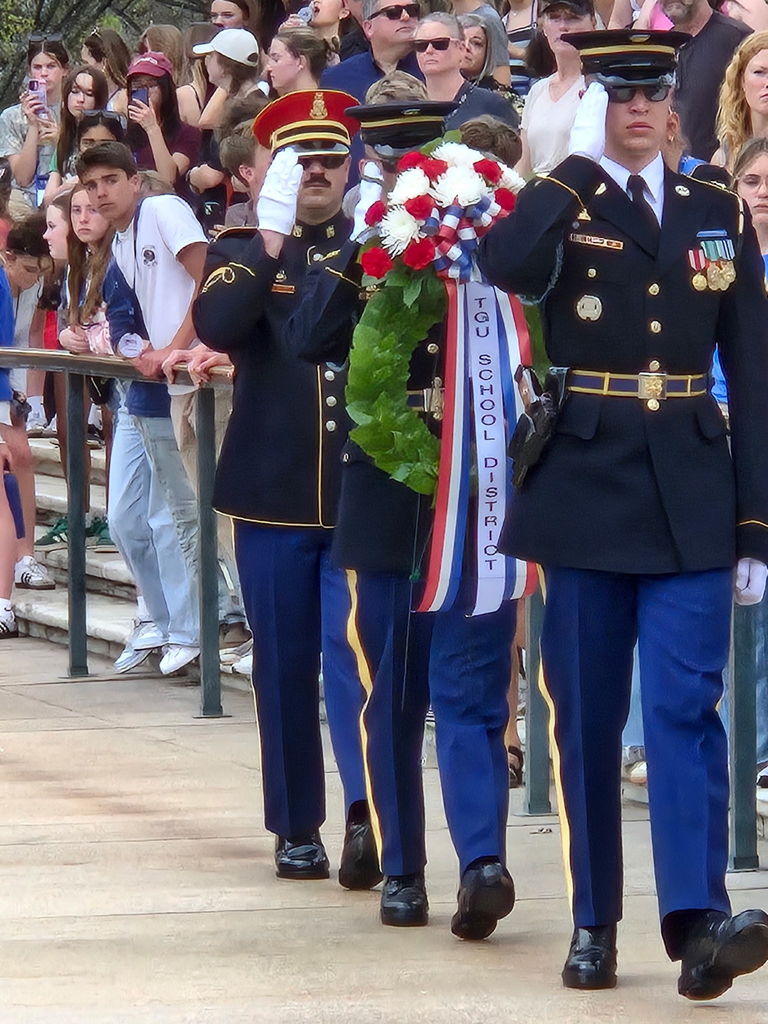 Pictures include: Wreath laying ceremony, meeting the lead from Aladdin on Boardway, and a group picture at the Capitol. 