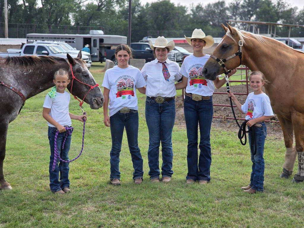thayer county horse show
