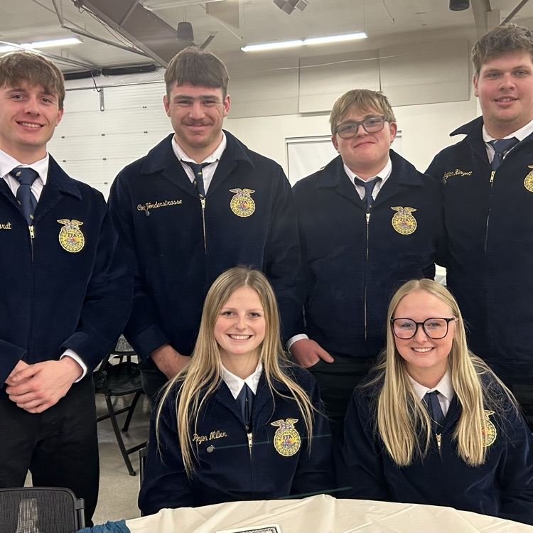 Great group to spend the evening with tonight for the banquet.