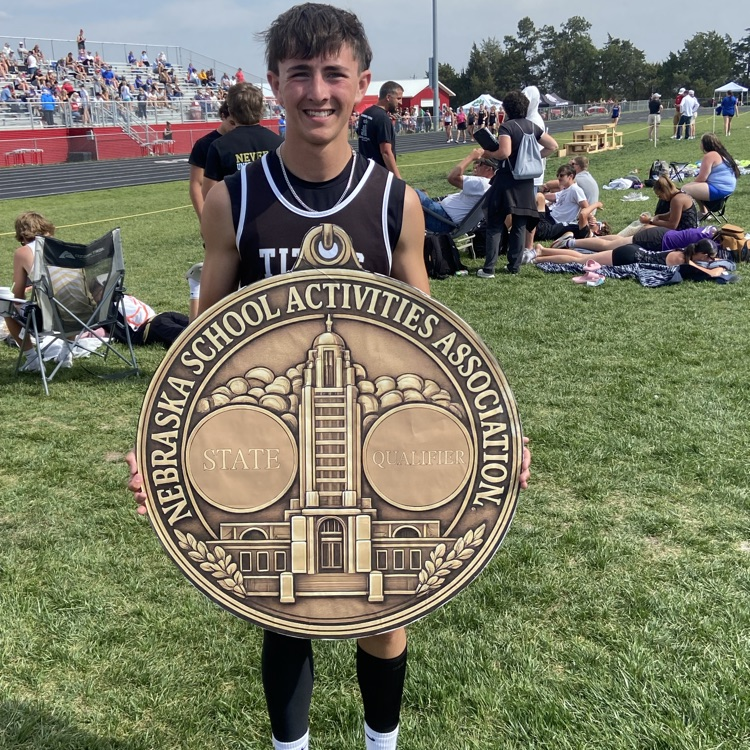 Blake Gunn wins the 200 with a 22.55 effort adding to his state list event schedule next week.  
