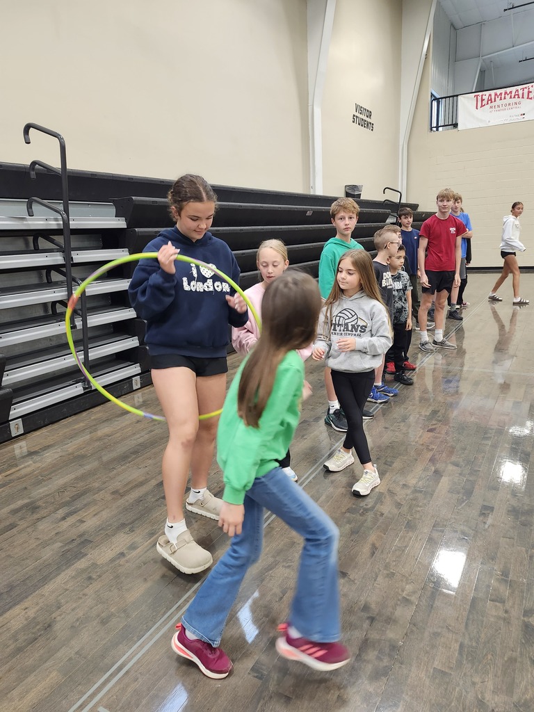 Students working together