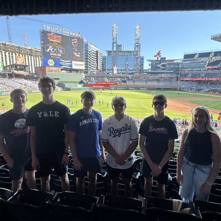 Brady, Murphy, Laken, Carson, Aiden, Jocelynn at the Atlanta Braves game