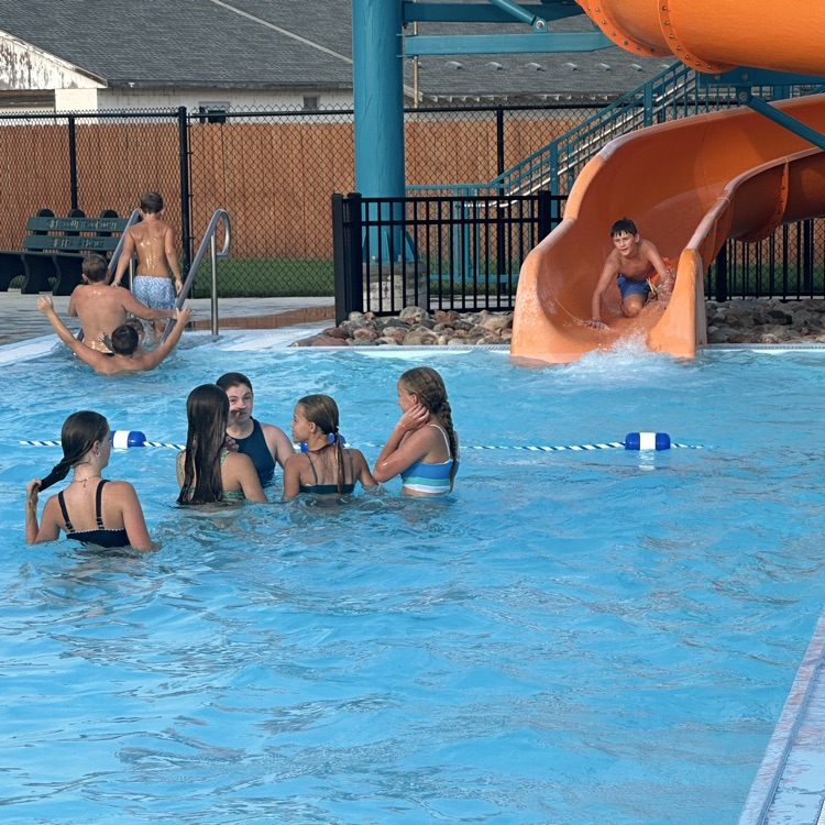 pool 9