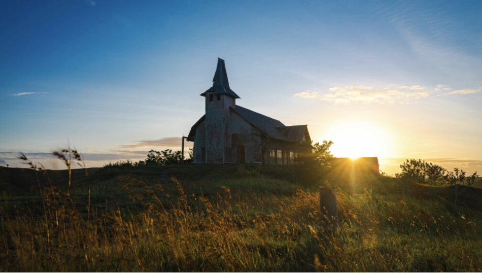 Sunrise Church Photo by Fadhil Abhimantra on Unsplash