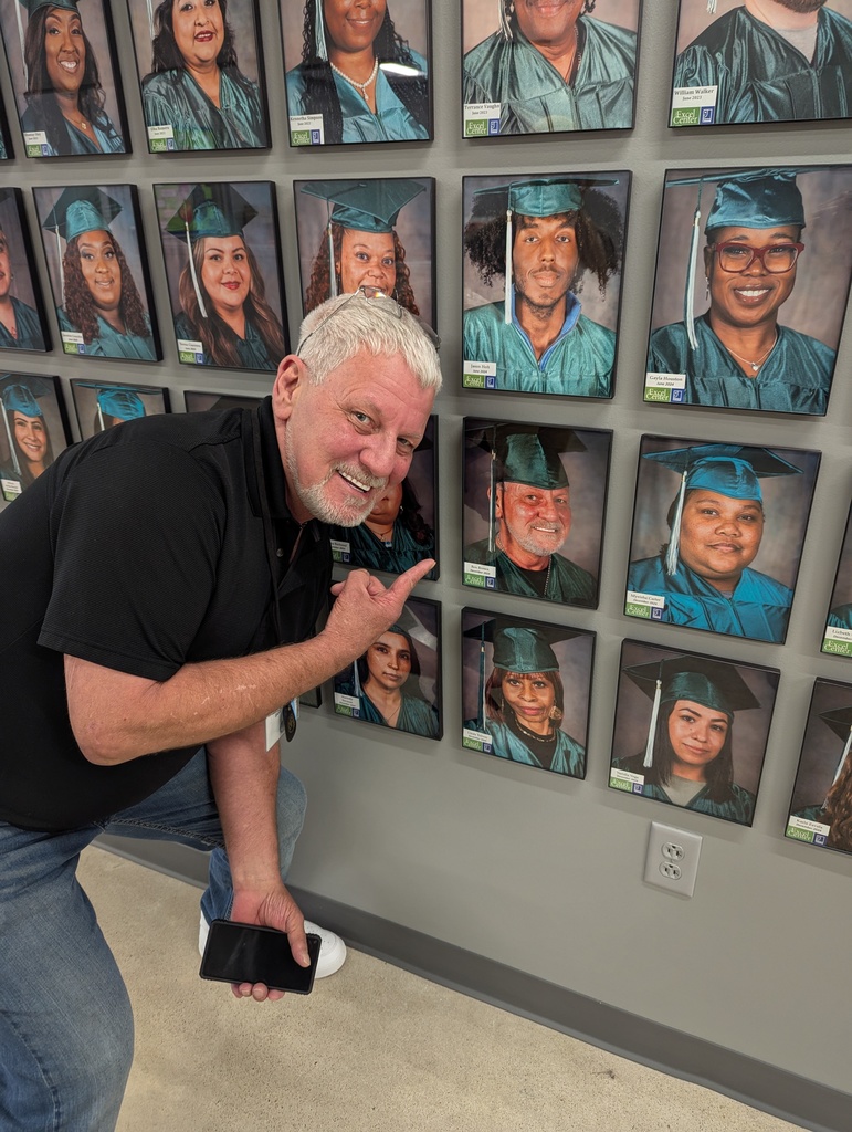 Photo of Alumni at our Alumni Breakfast