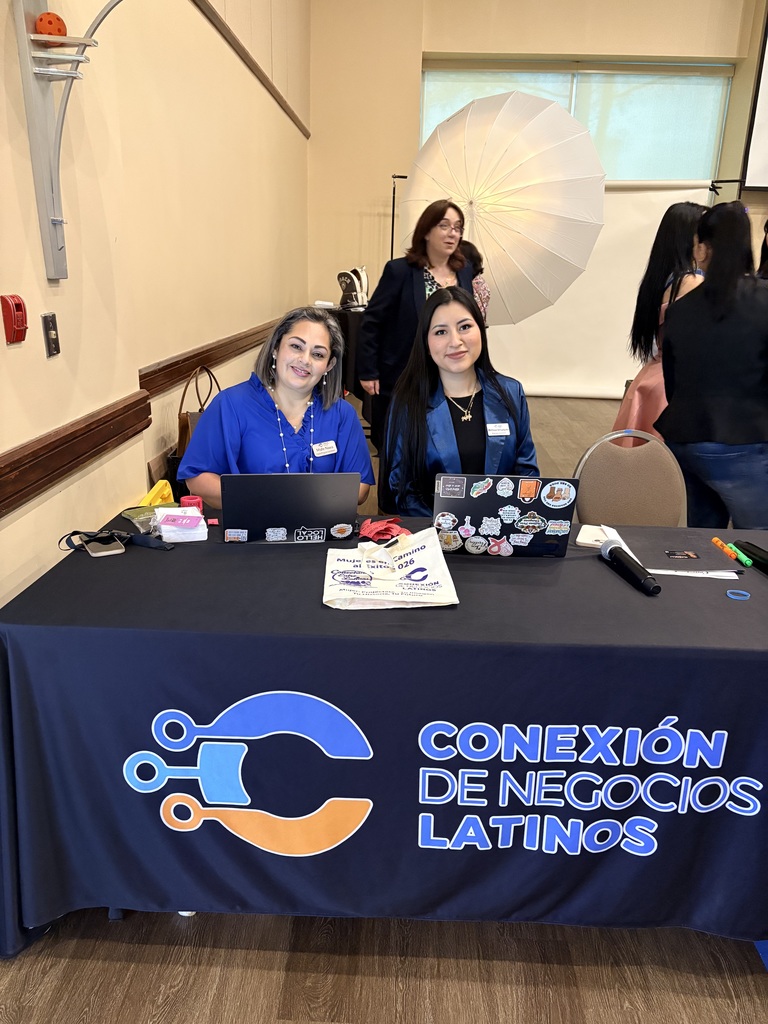 Celebrating Women’s History Month in North Little Rock! 🌸  I was honored to participate in Women on the Way to Success: Protect Your Image, Your Story, and Your Future, an inspiring event hosted by Conexión de Negocios Latinos, founded by Irma Chavez.  The Goodwill Industries of Arkansas Academy team was proud to support attendees by helping build resumes, sharing information about our training programs, and inviting participants to enroll.  Women from across Central Arkansas connected through workshops on resume writing, starting a business in Arkansas, professional image, and complimentary professional headshots.  Thank you to Conexión de Negocios Latinos for the opportunity to be part of such a meaningful event empowering women in our community. 💪✨