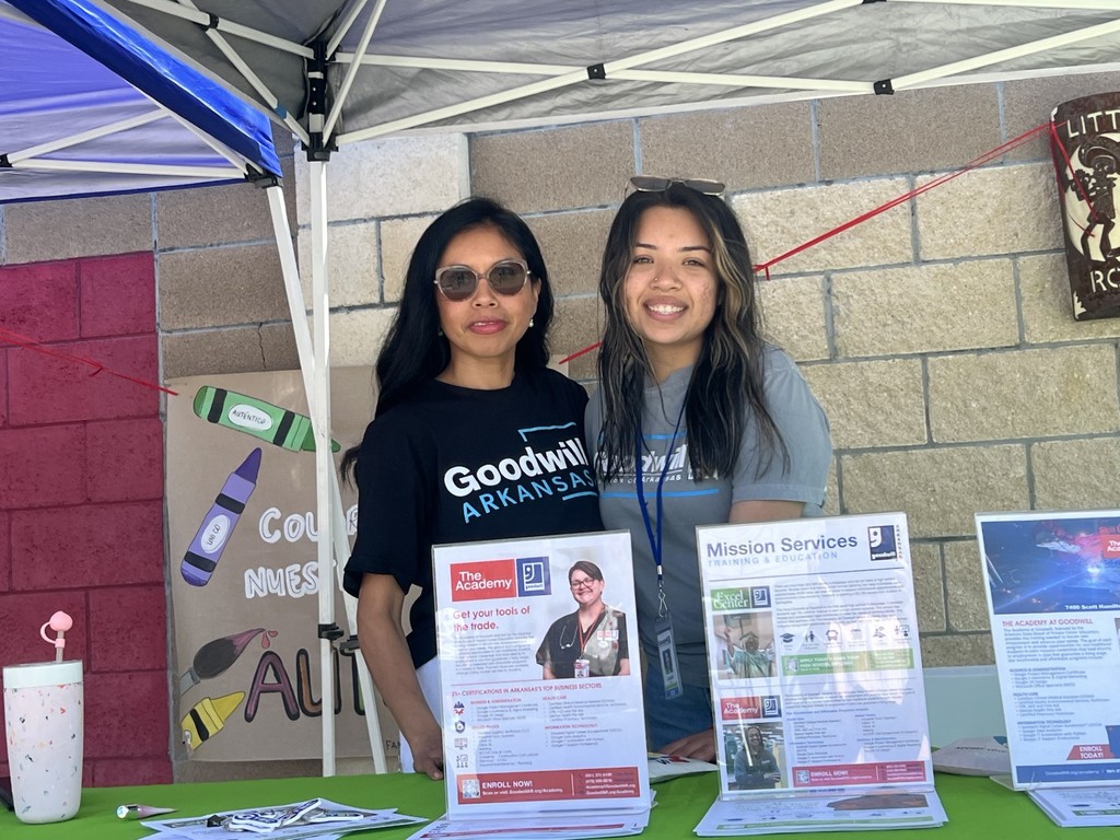 Photo of Plaza Frida recruiting event 