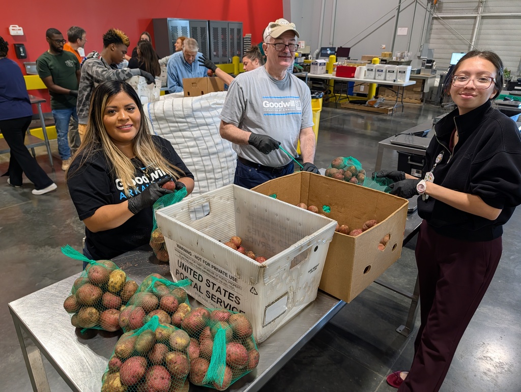 Photo of staff volunteering at Arkansas Food Bank