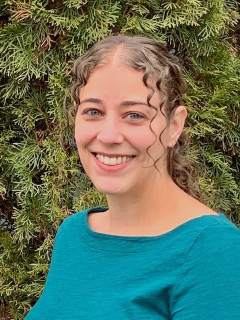 Erin DelRegno Evans smiling picture
