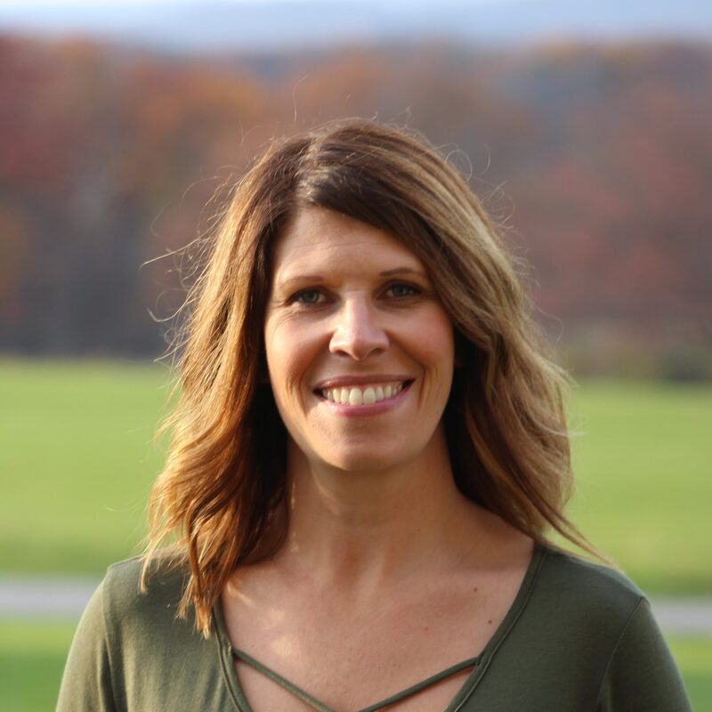 Beth Simon smiling picture