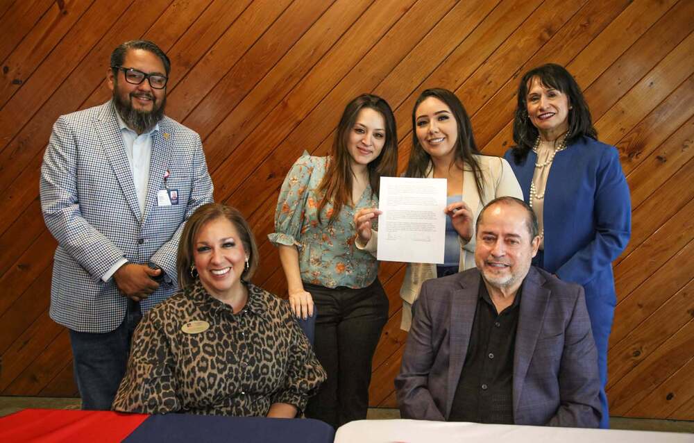 Image: TPD and TSTC team with MOU