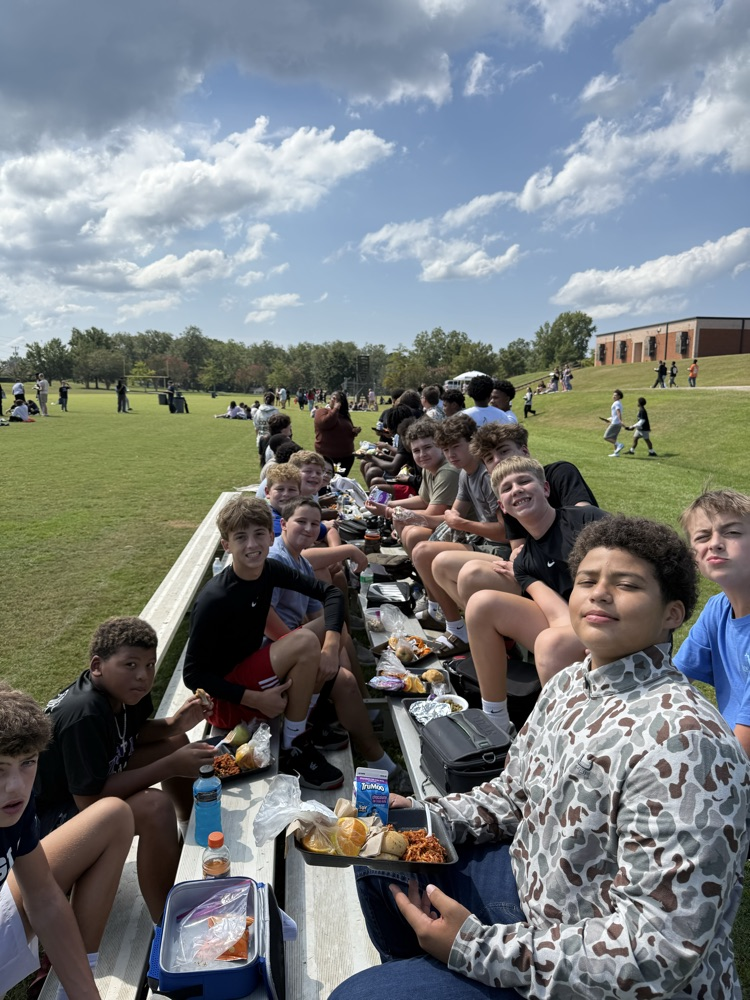 lunch on the lawn