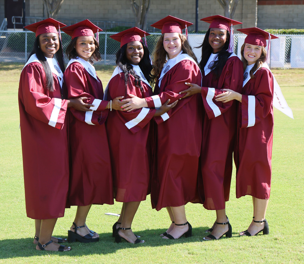 THS Class of 2026 - softball seniors