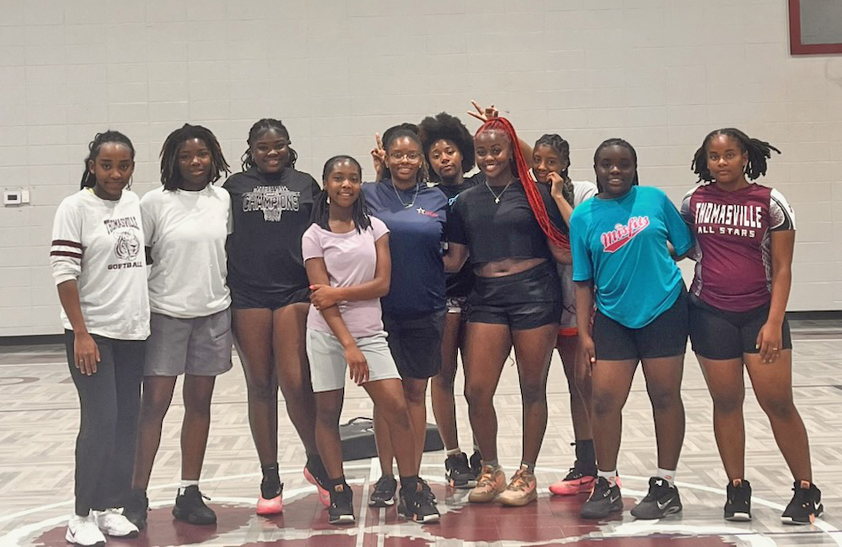 The Lady Tigers Basketball team would like to thank THS Alumni Angel Johnson and Dezareigh Dunson for coming out to summer workouts on Tuesday, June 16 in the TMS gym.