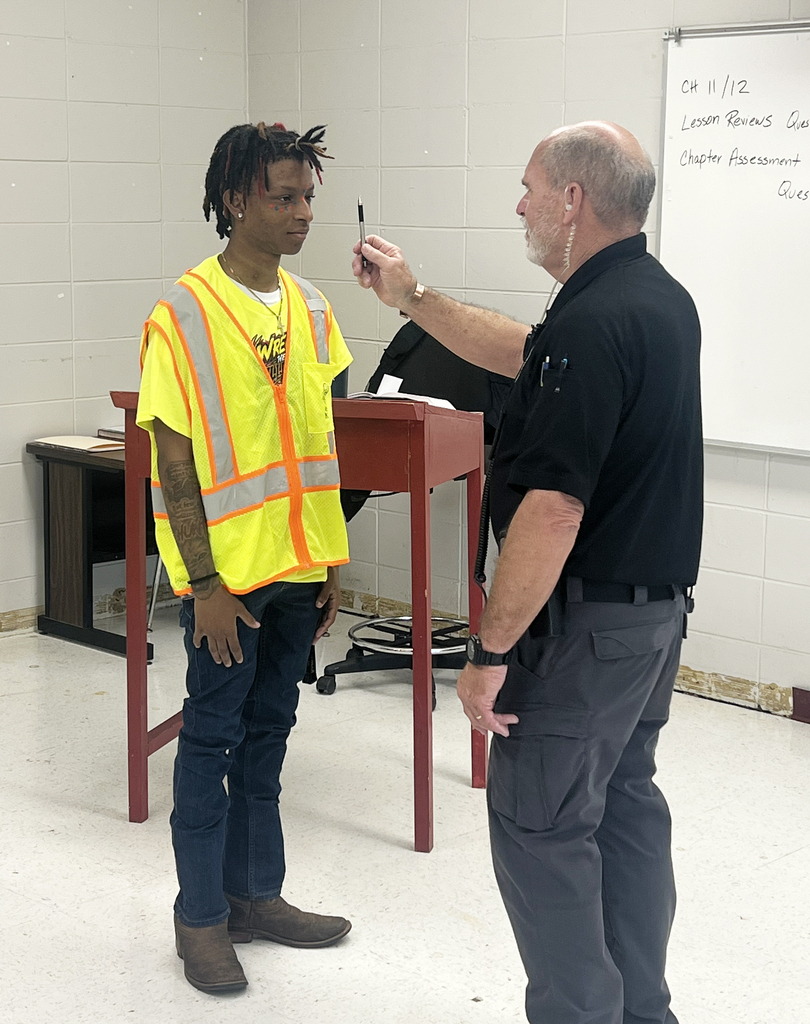 Durl Willis, School Resource Officer, for the Thomasville City Schools District, spoke Aug. 28 to students in the Driver's Education classes at Thomasville High School. He also demonstrated a field sobriety test.