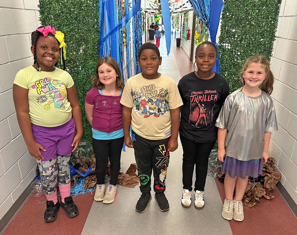 TES Peer Helpers - Third Grade: Kinsley Williams, Alexa Motes, Anthony Johnson, Chloe Pugh and Ella Grace Mason