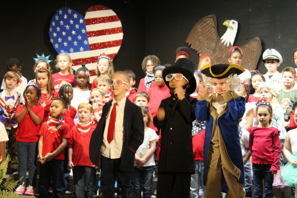 JES Kindergarten Patriotic Program 5